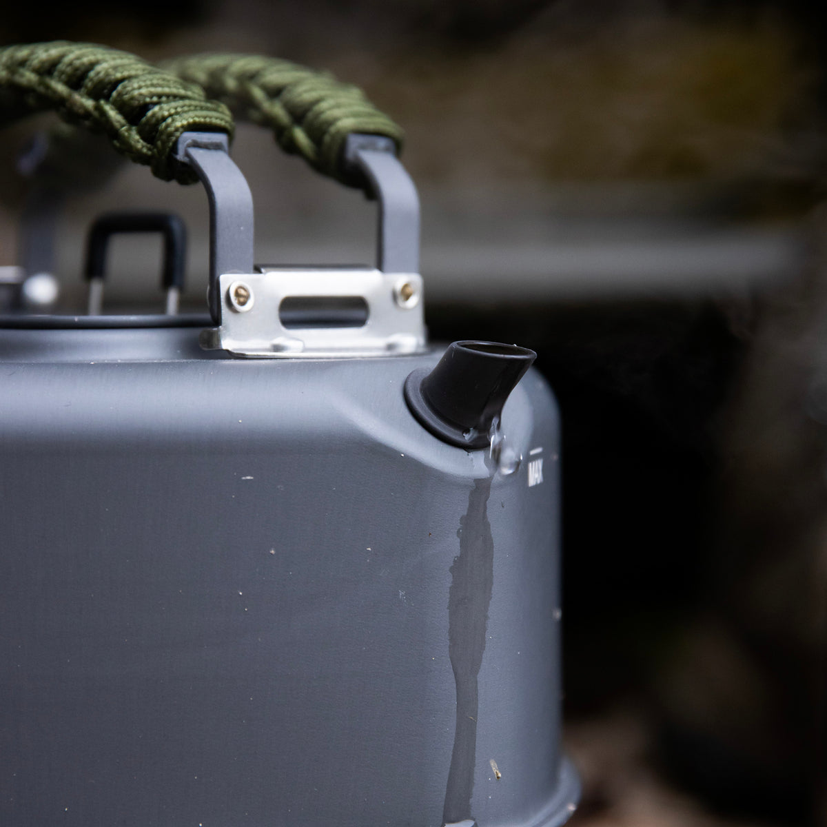 Square Kettle Paracord