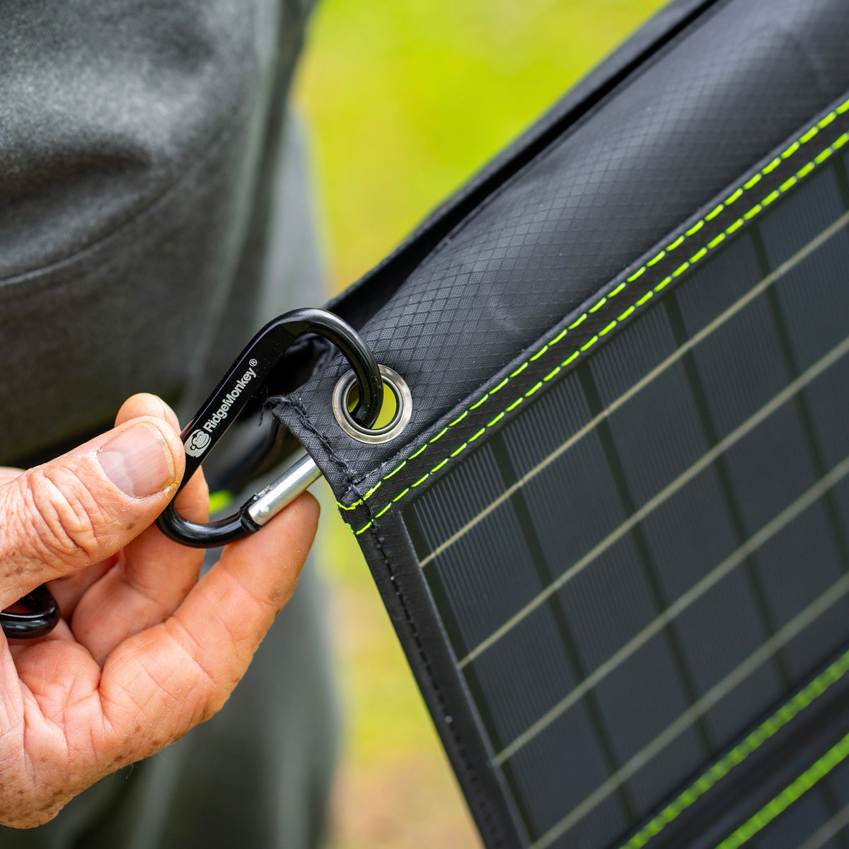 Vault QC3.0 USB-A 21W Solar Panel